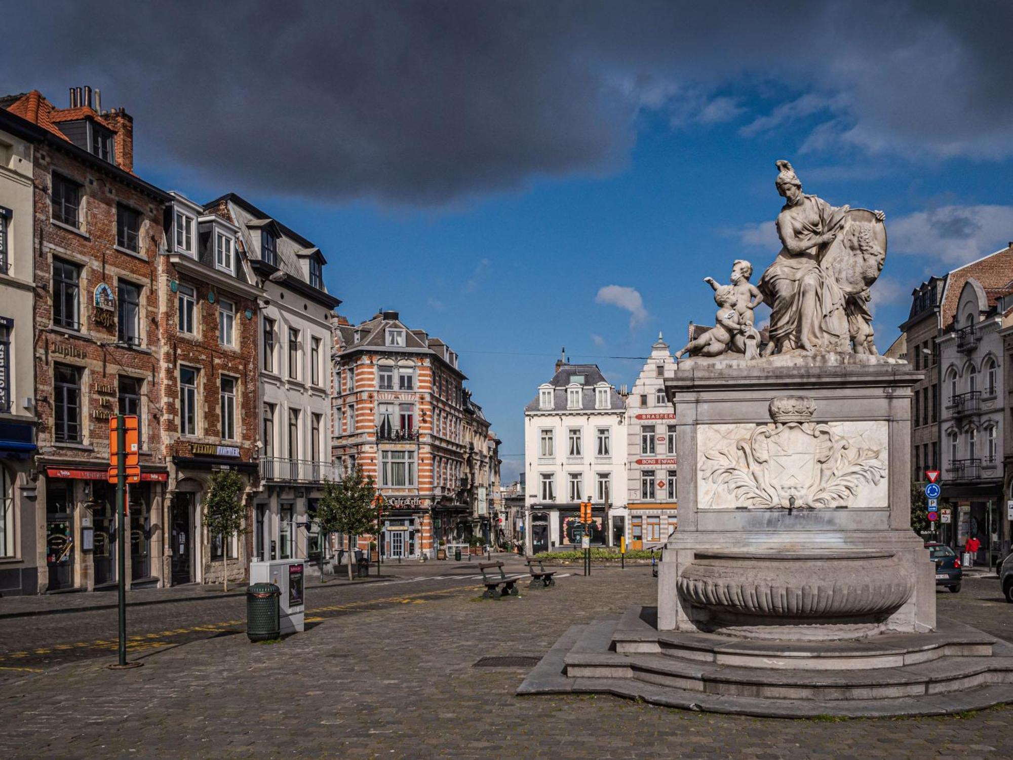 Magnifique Appartement Au Coeur Du Sablon ! — Photos 3